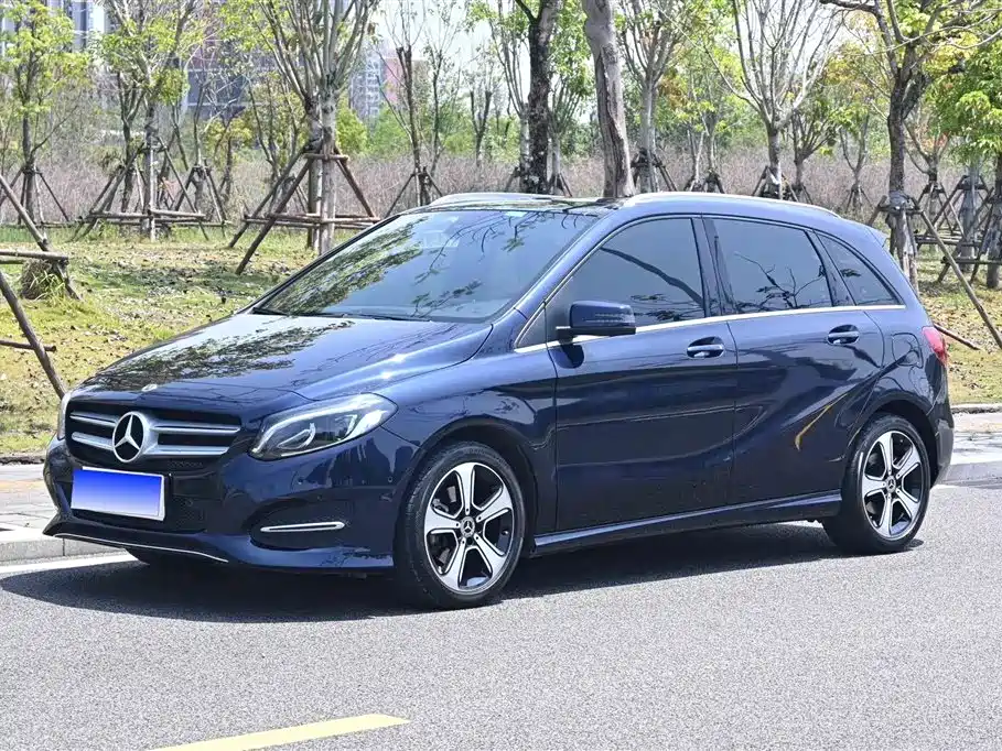 Mercedes-Benz B-Class 2018 B 200 Fashion