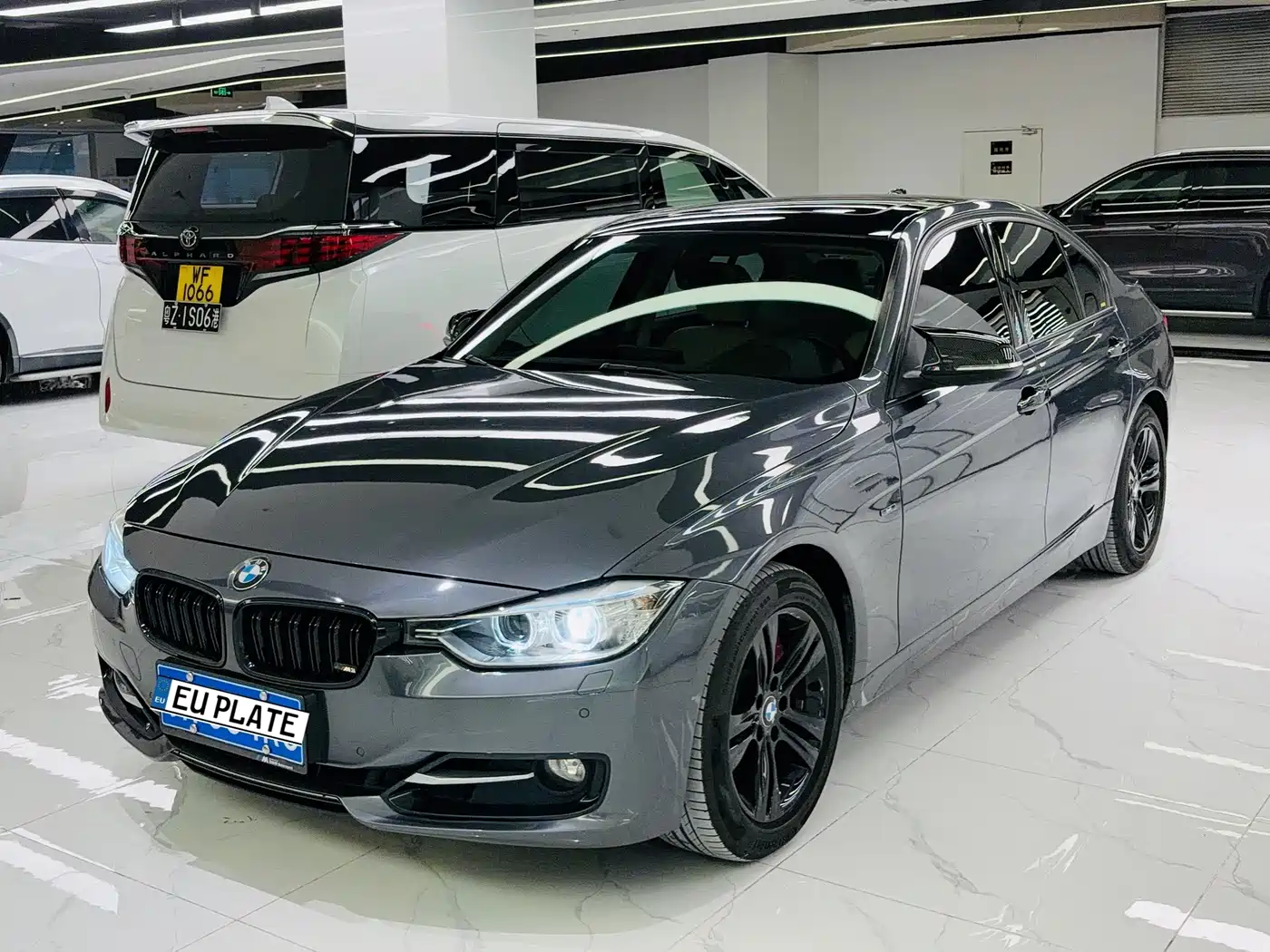 Photo 1 - BMW 3 Series