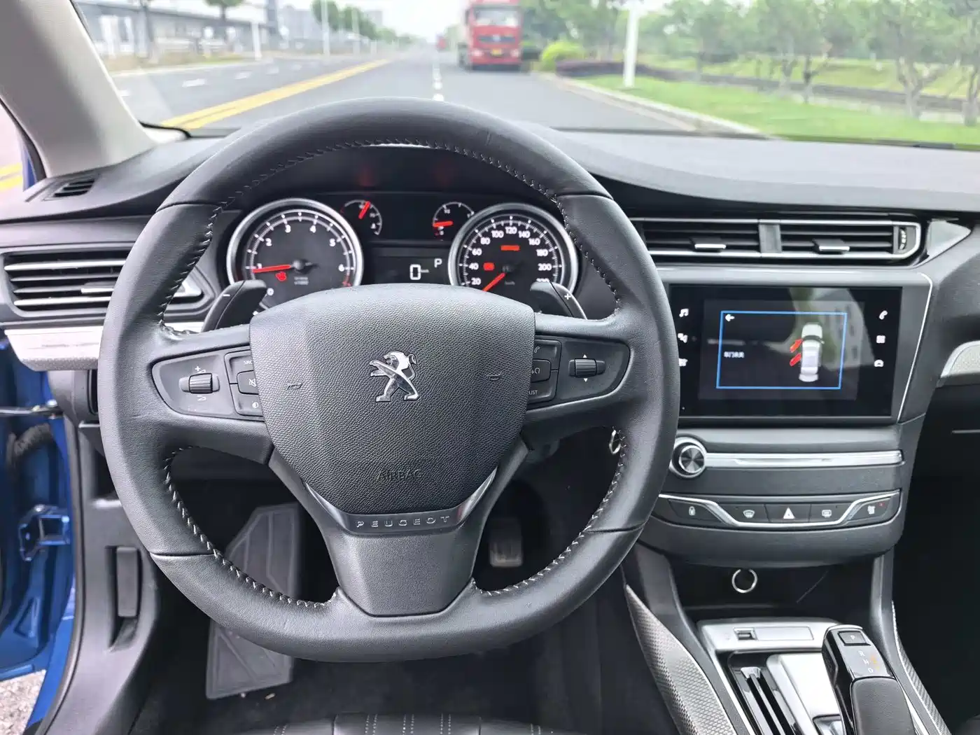 Peugeot 408 2019 230THP Automatic Luxury (China V) фото 6
