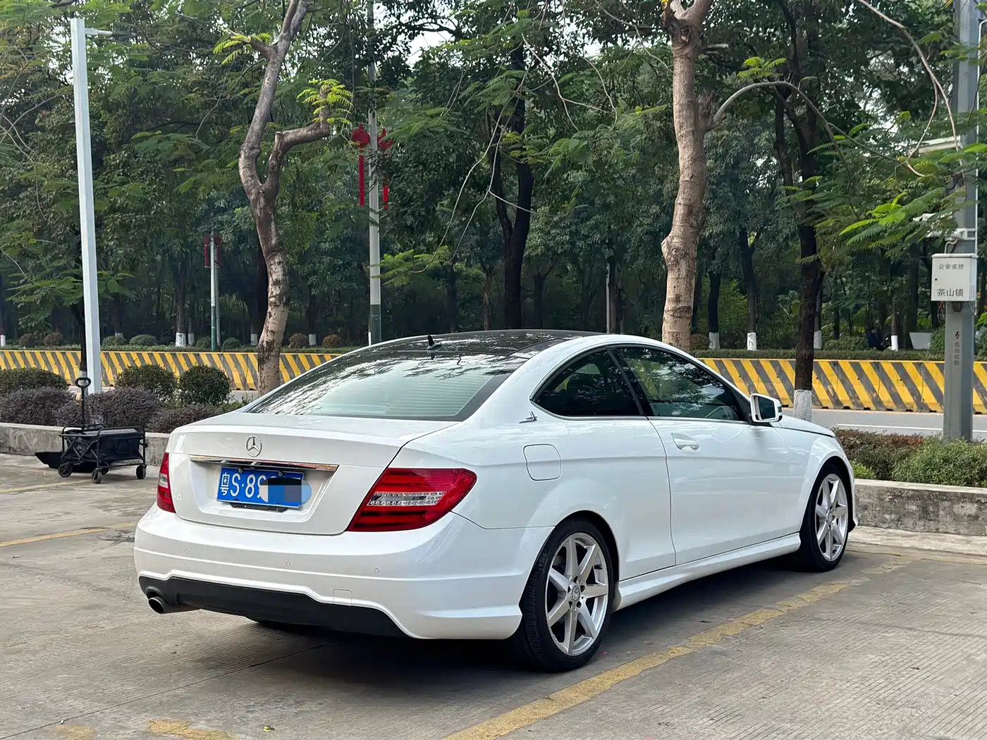 Mercedes-Benz C-Class (Import) 2013 C 180 Coupe фото 6