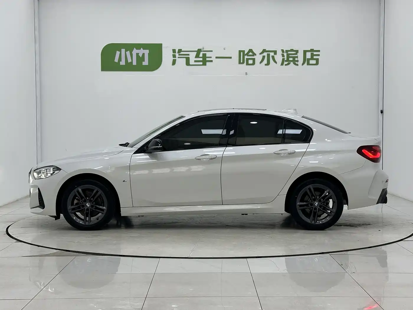 BMW 1-SERIES