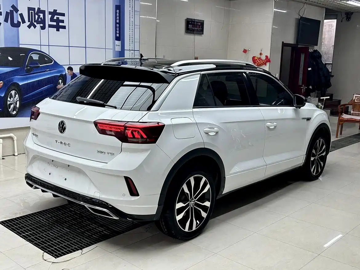 Volkswagen T-ROC 2022 280TSI DSG 2WD R-Line Pro PLUS фото 6