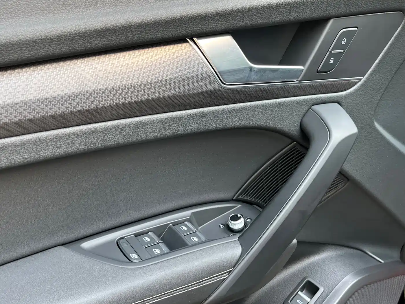 Audi Q5L 2022 40T Luxury Dynamic фото 19