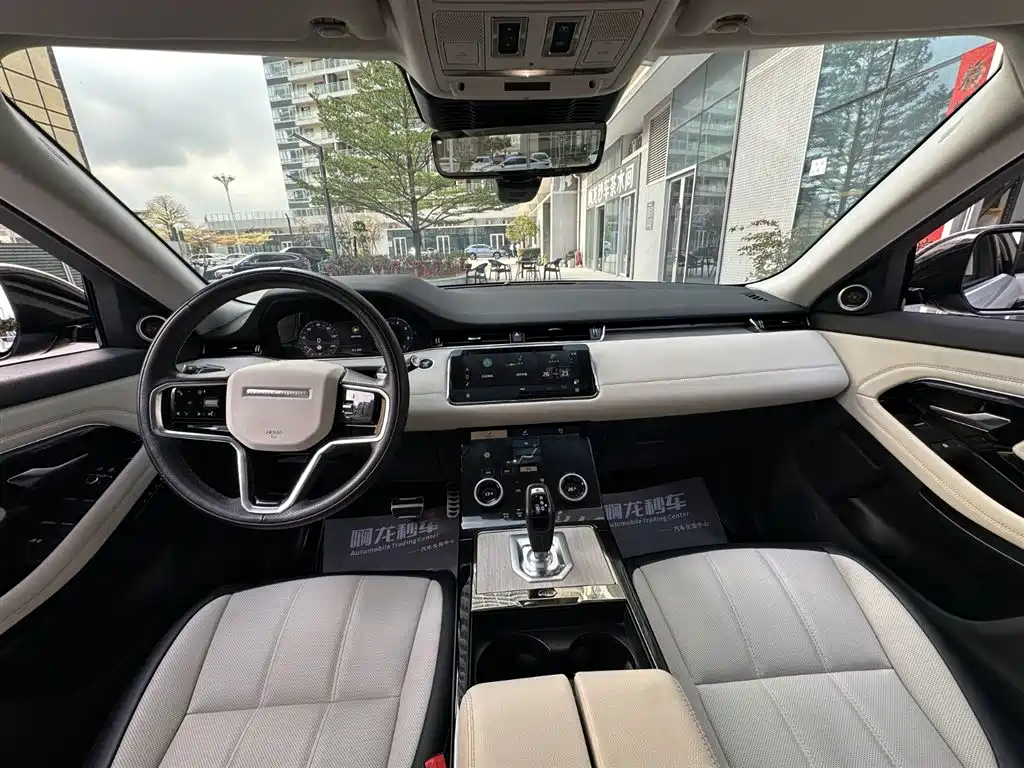 Land Rover Range Rover Evoque 2023 Range Rover Evoque L 249PS Luxury Edition фото 15