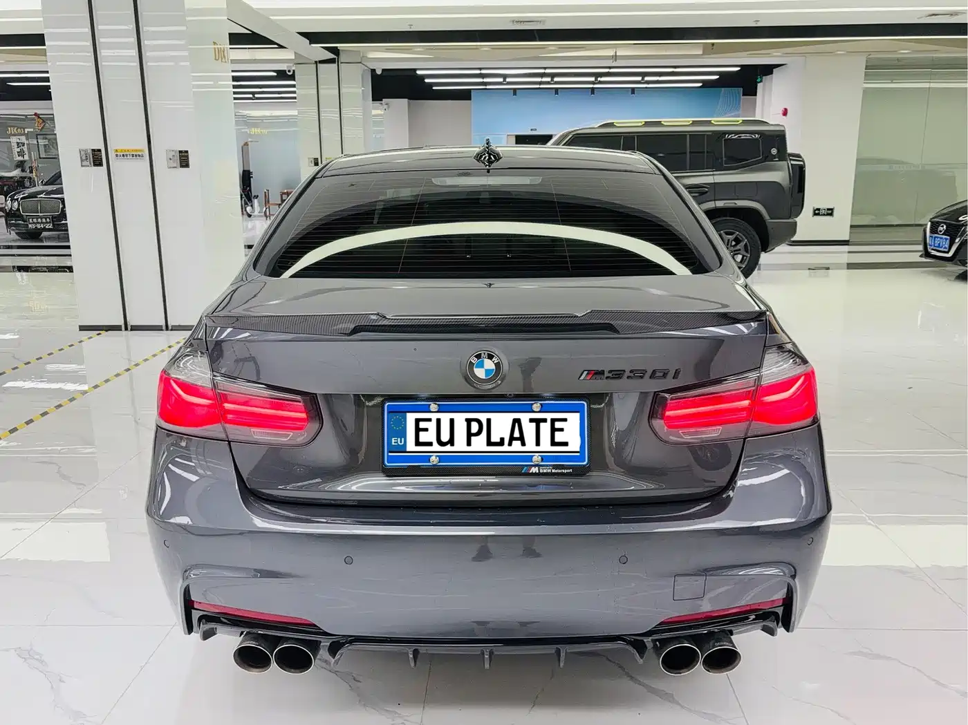 Photo 5 - BMW 3 Series