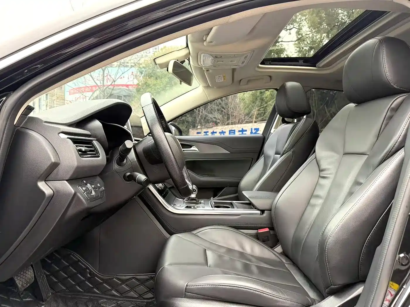 Hongqi H5 2020 1.5T DCT Qi Rhythm Edition фото 5