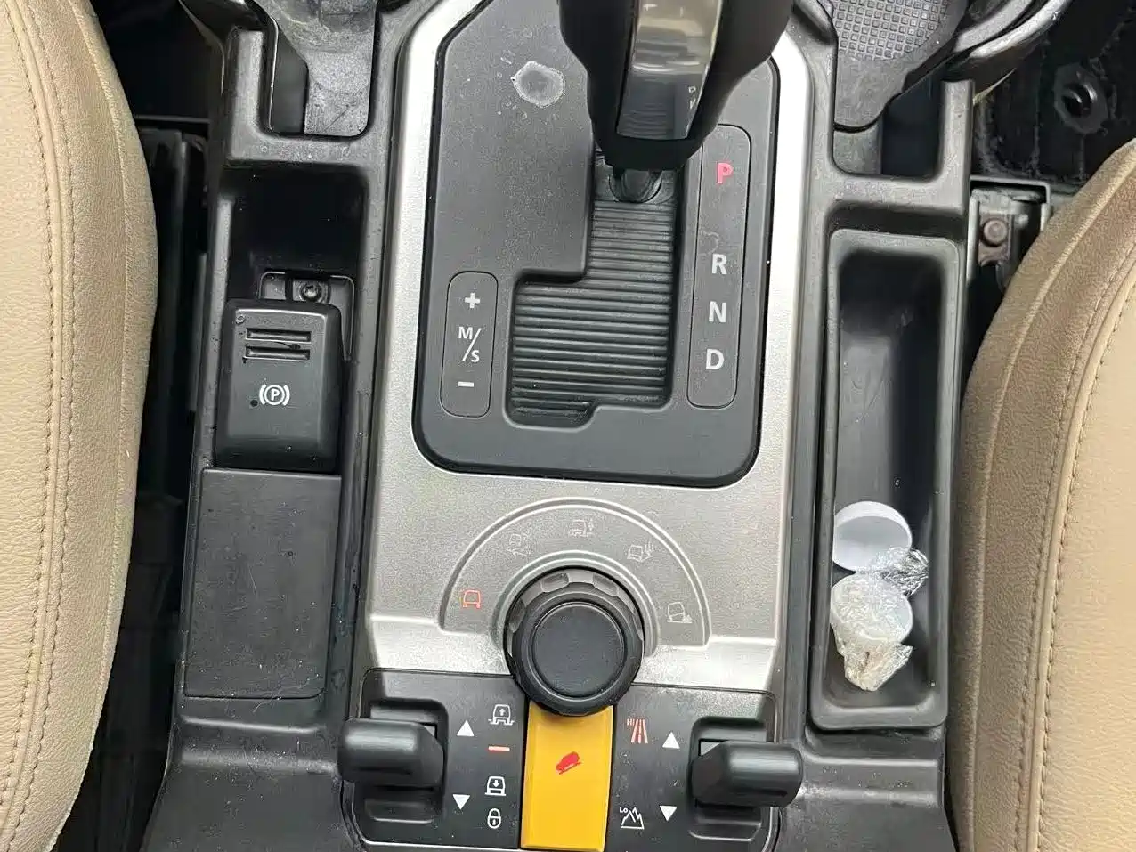 Фото 21 - Land Rover Discovery