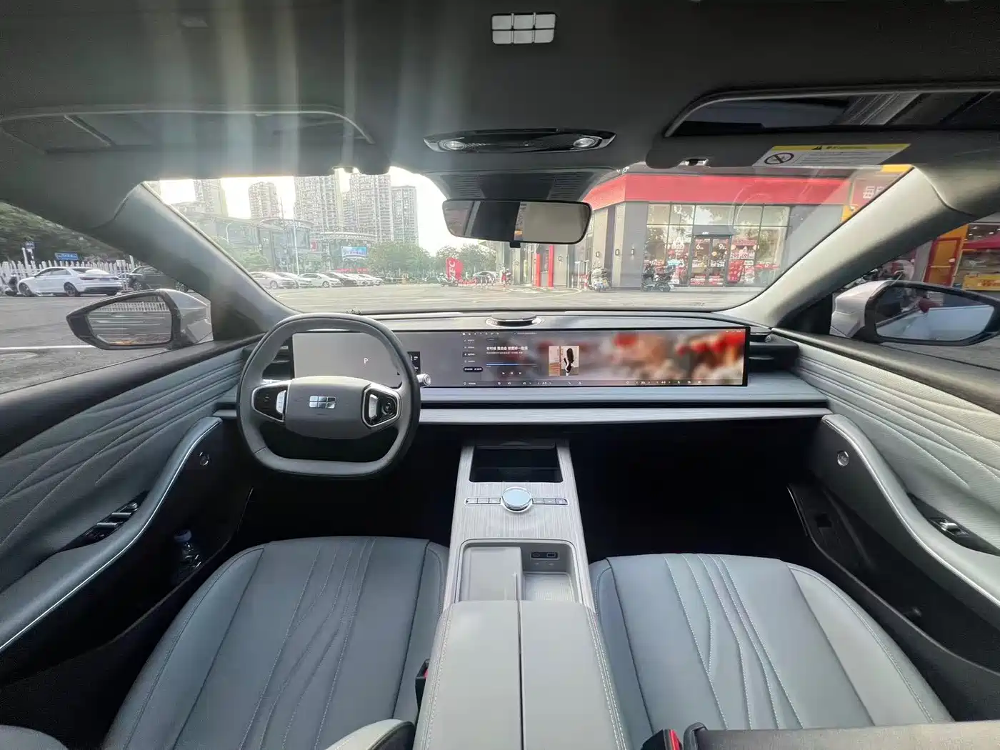 Geely Galaxy Galaxy E8 2024 2024 Model 550km RWD Soaring Dragon Edition