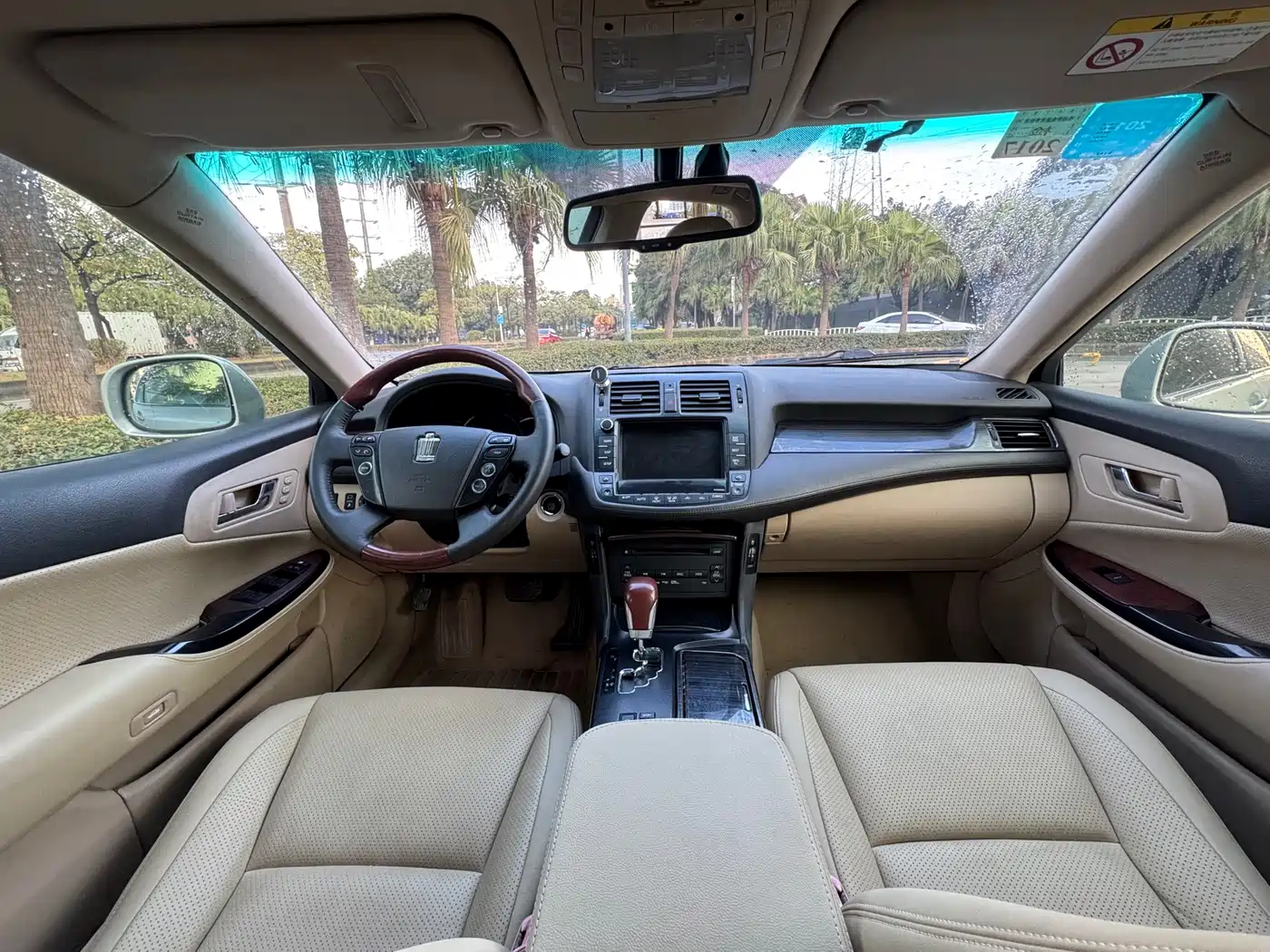 Toyota Crown 2010 3.0L Royal Saloon VIP фото 7