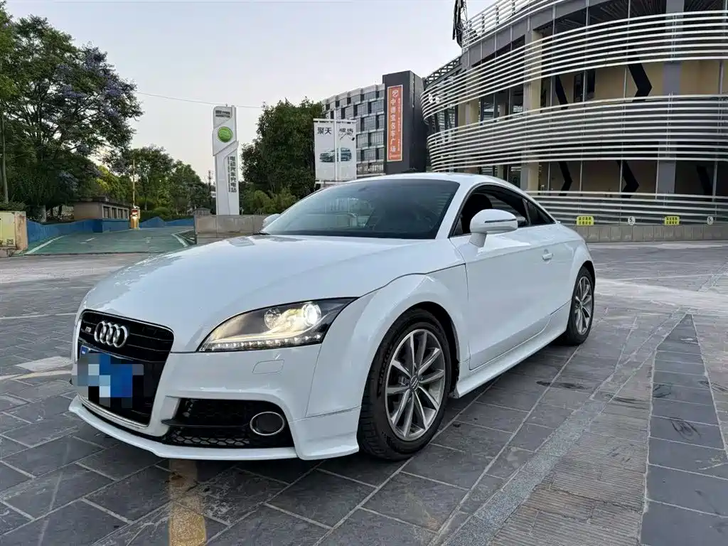 Audi TT 2014 TT Coupe 45 TFSI Premium Edition