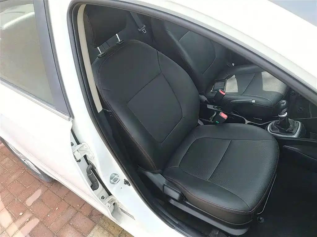 Kia K2 2015 Sedan 1.4L MT GLS фото 25