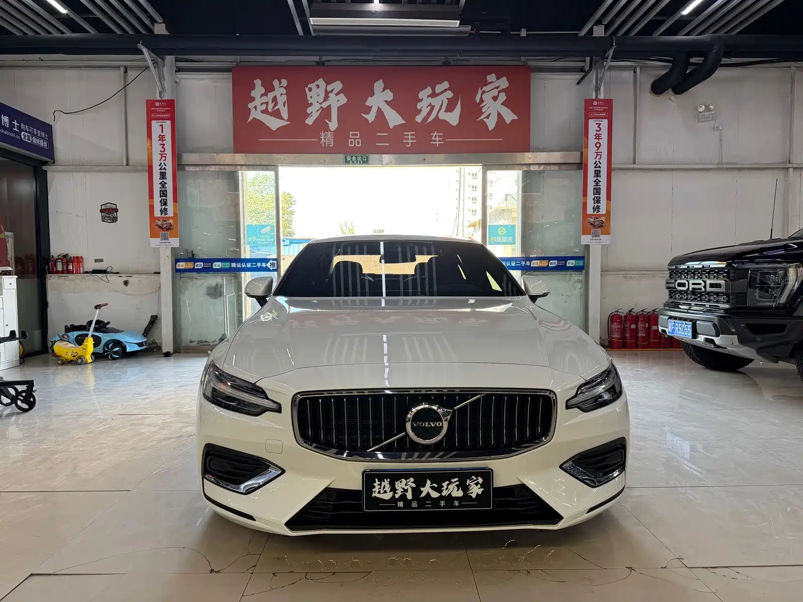 Фото 1 - Volvo S60
