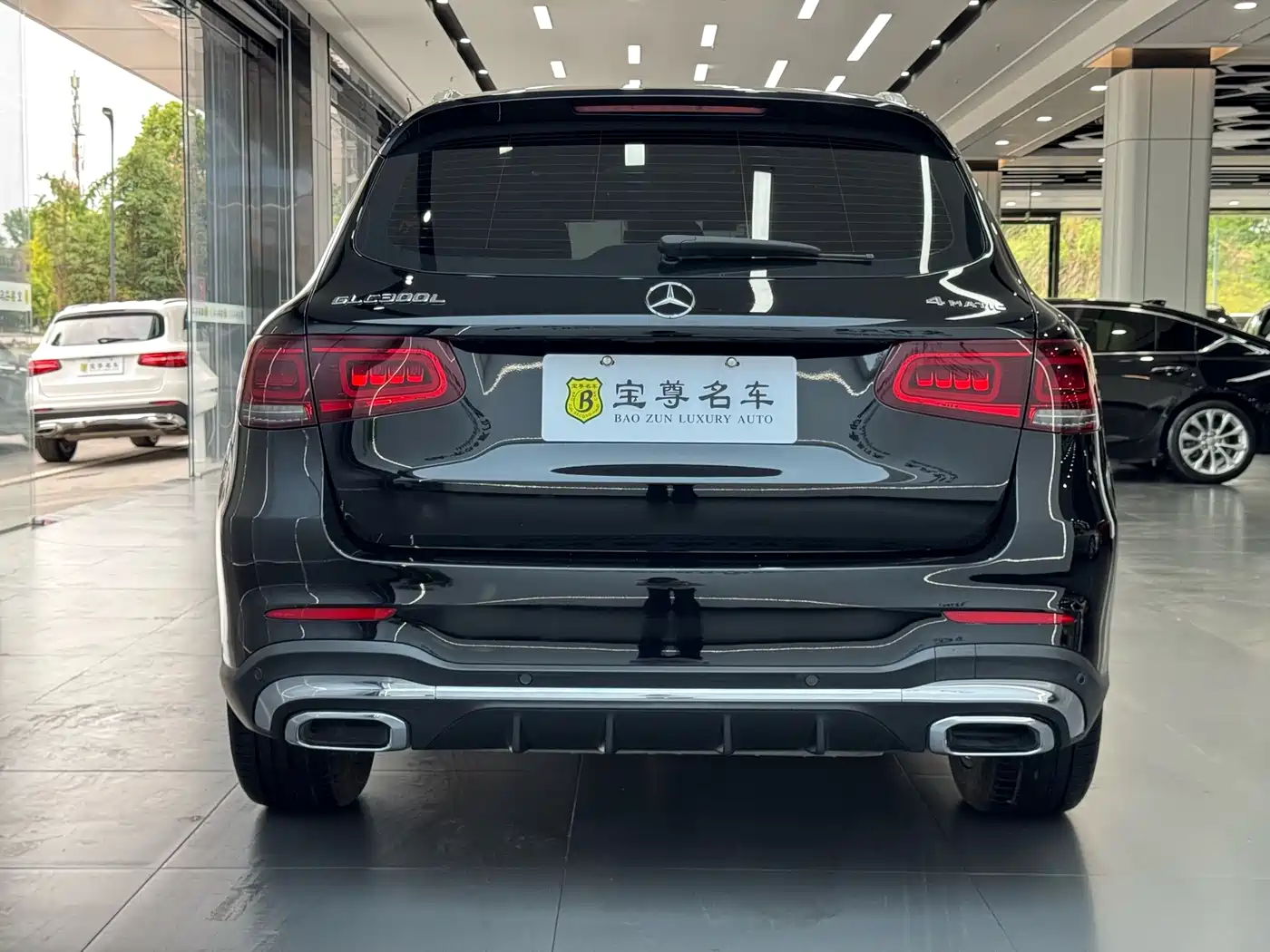 MERCEDES-BENZ GLC