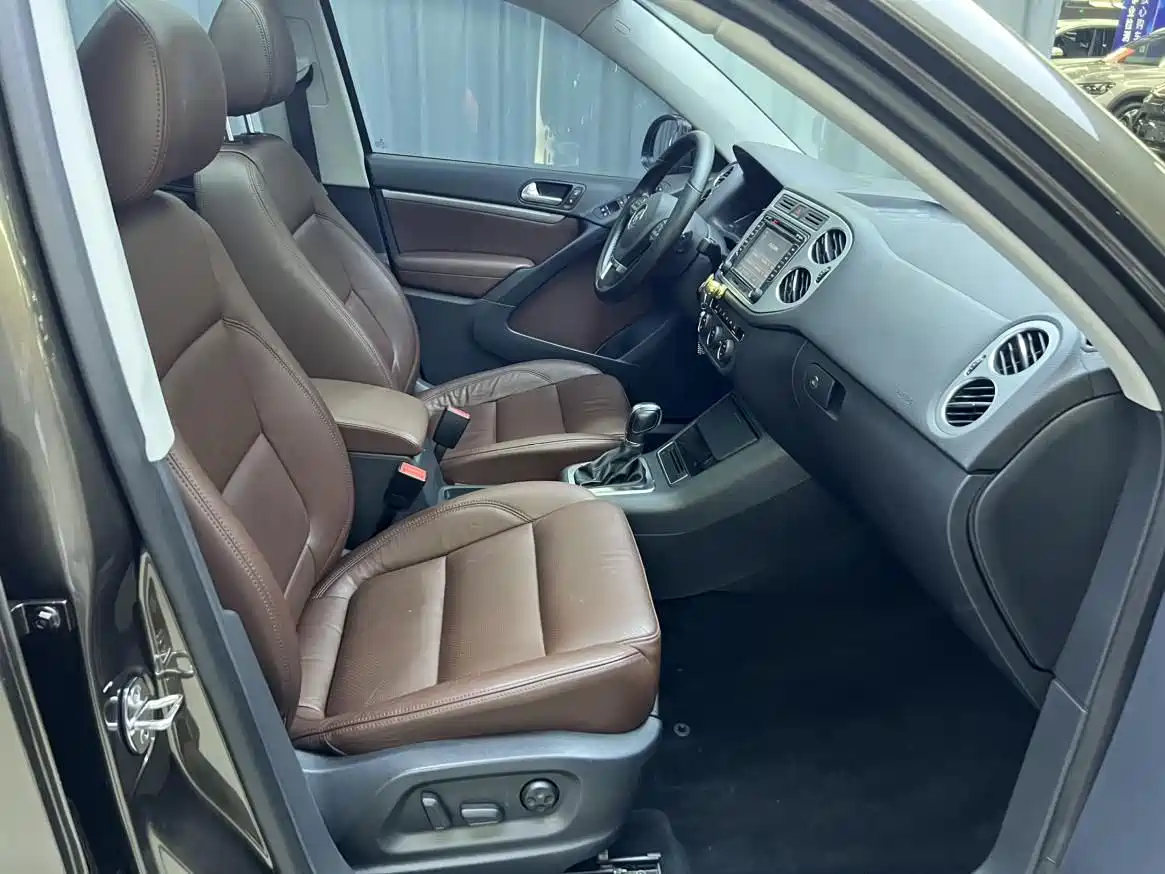 Volkswagen Tiguan 2013 1.8TSI Auto 4WD Luxury фото 16