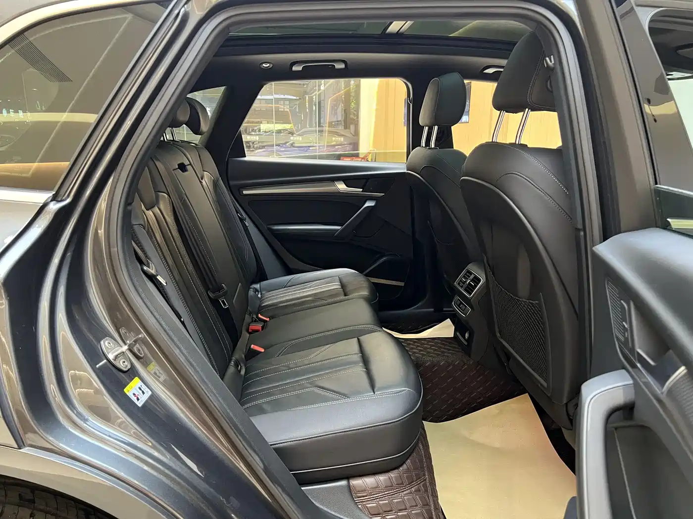 Audi Q5L 2022 45T Luxury Dynamic фото 9