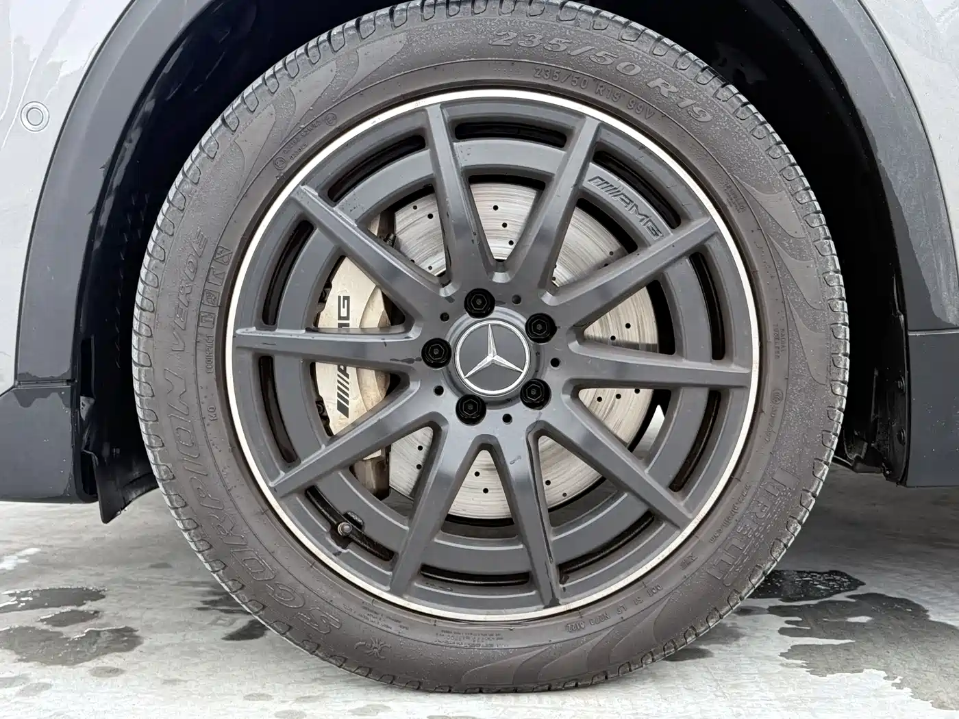 MERCEDES-BENZ GLA AMG