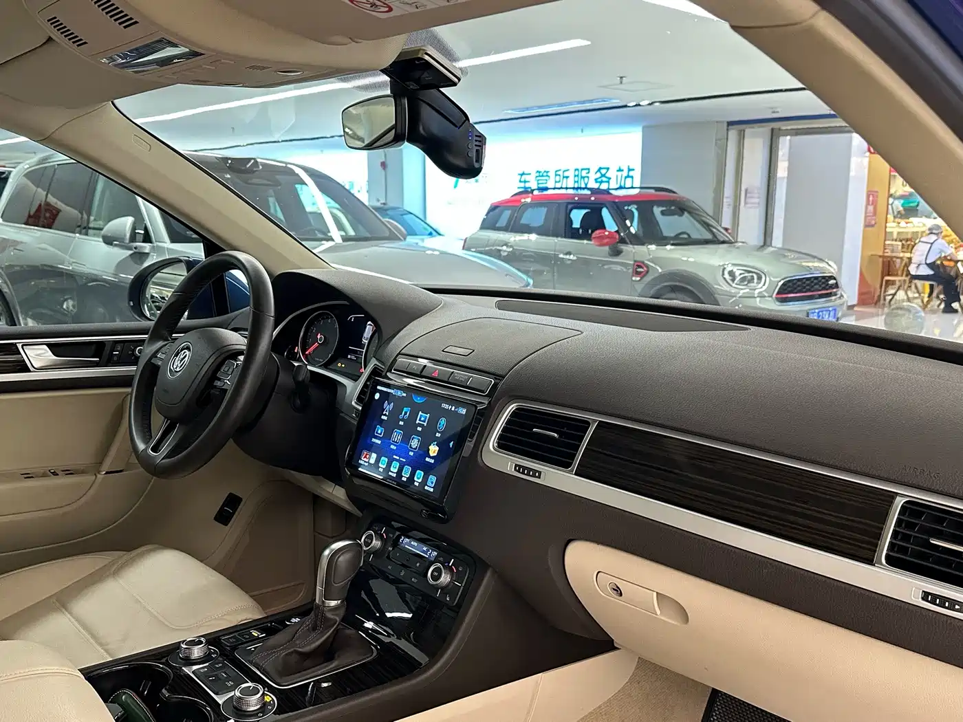 Volkswagen Touareg 2017 2017 3.0TSI 15th Anniversary Edition