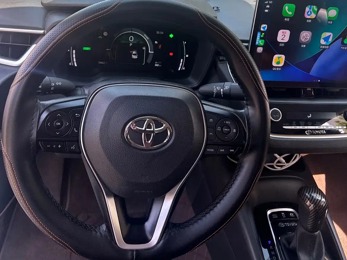 Photo 10 - Toyota Corolla