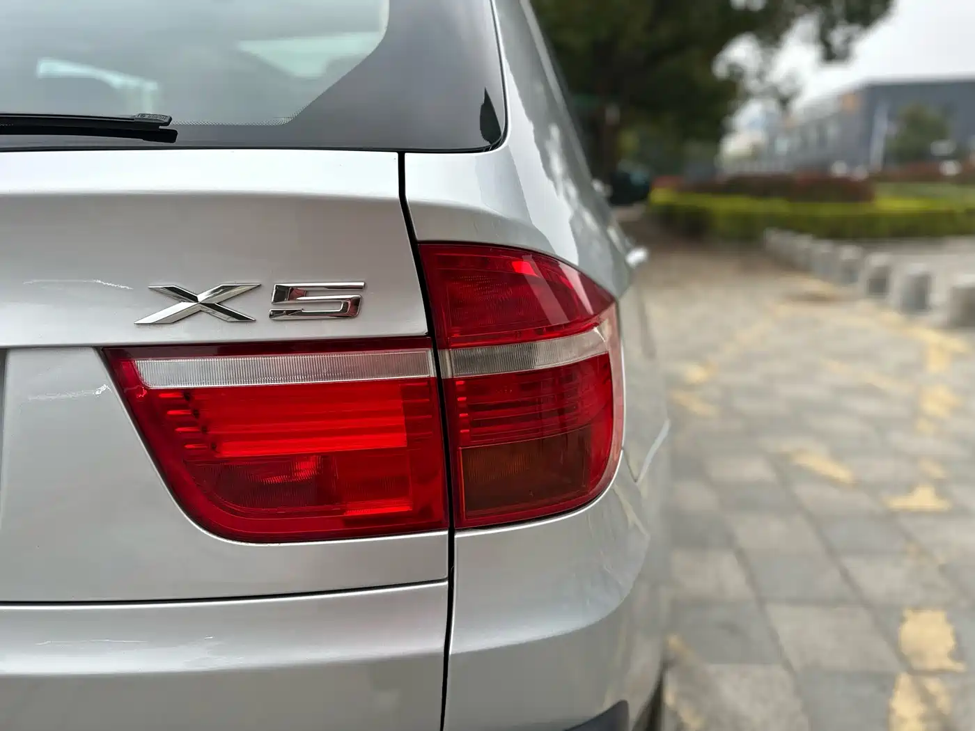 BMW X5 (Import) 2008 xDrive48i Leading Model фото 24
