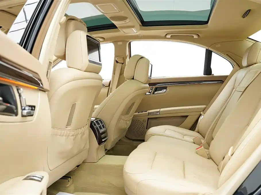 Mercedes-Benz S-Class 2011 S 350 L CGI фото 12
