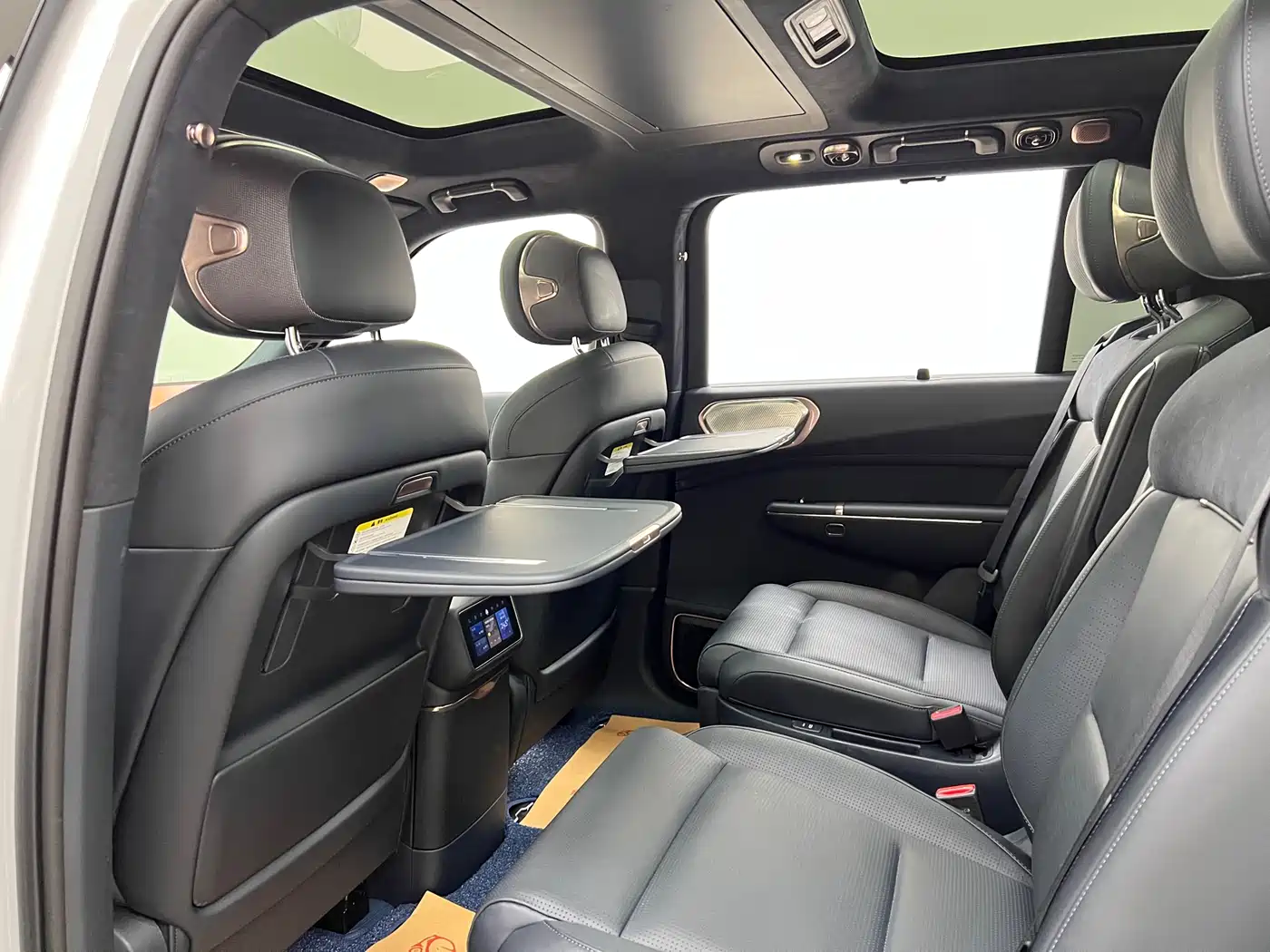 Lynk & Co 900 2025 1.5T Ultra фото 18