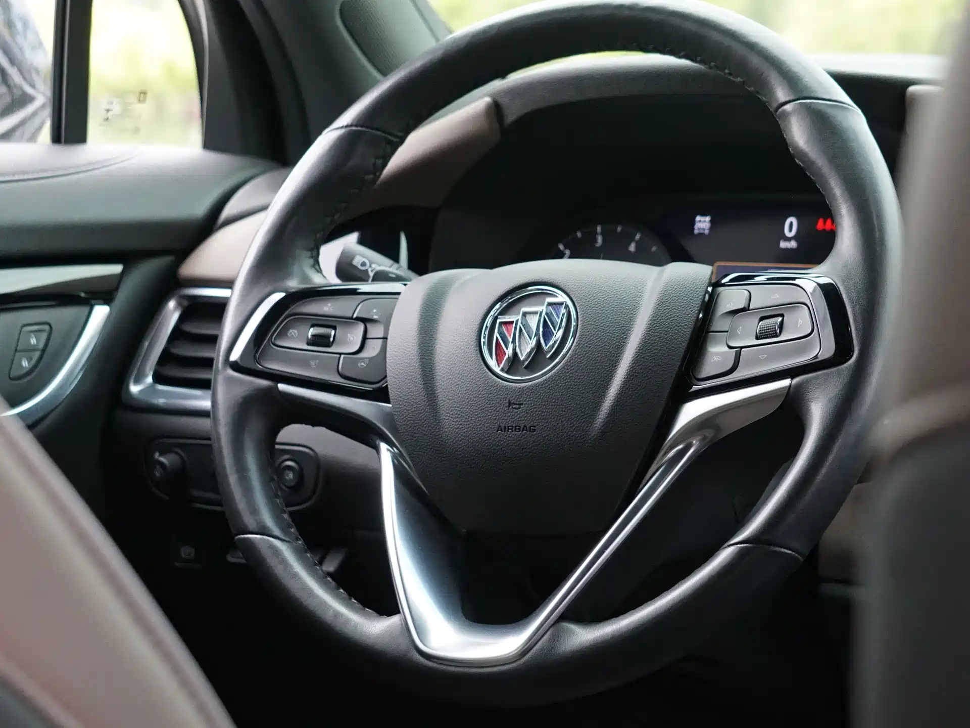 Фото 6 - Buick Enclave
