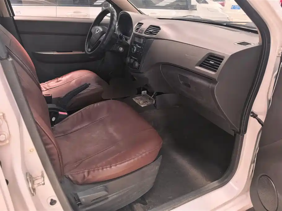 Wuling Motors Wuling Hongguang 2014 2014 1.5L Standard