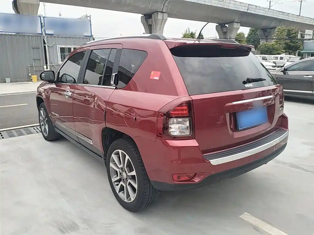 Jeep Compass (Import) 2015 2014 Facelift 2.0L 2WD Elite Edition