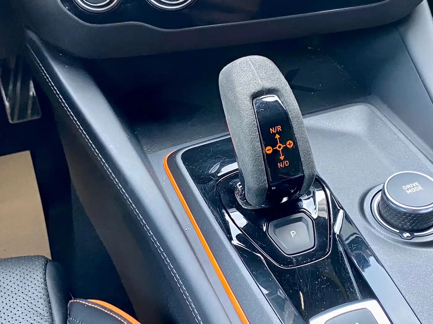 Lynk & Co 02 Hatchback 2021 2.0TD Halo Driving Control Package Edition фото 17