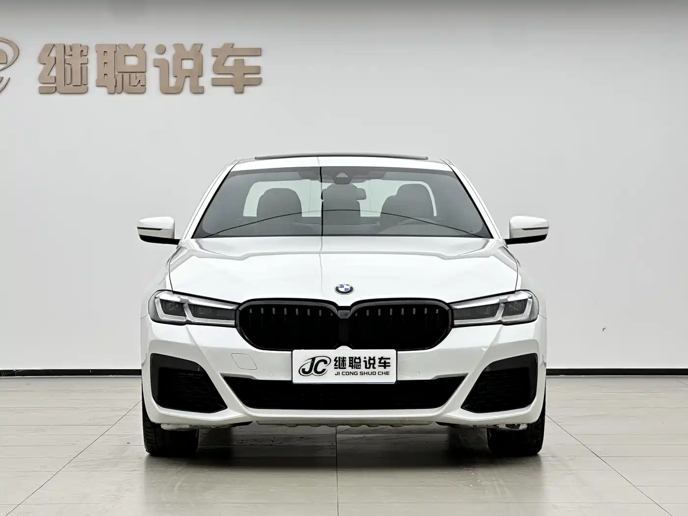 BMW 5 Series 2021 530Li Leading M Sport Package фото 2