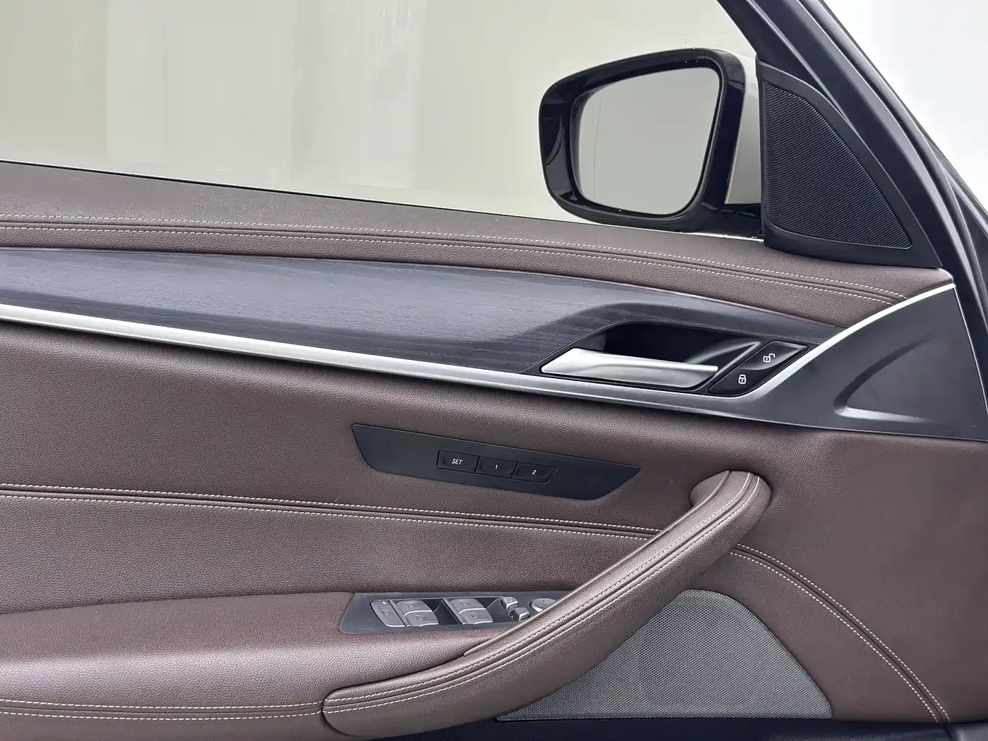 BMW 5 Series 2021 530Li Leading M Sport Package фото 14