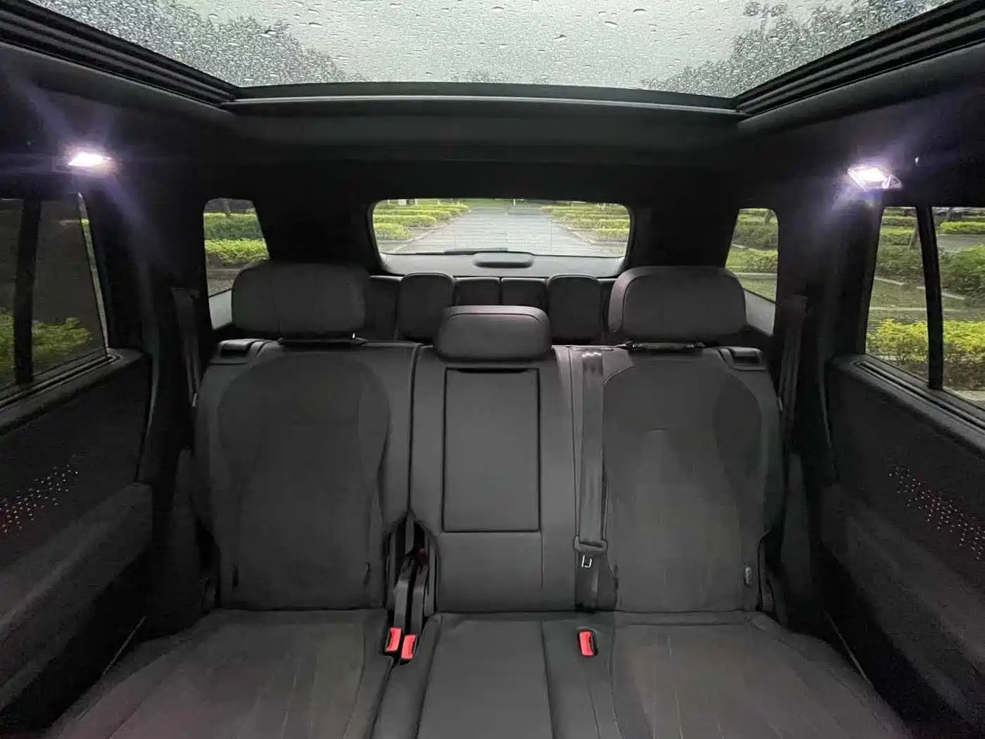 Volkswagen Teramont 2025 Teramont Pro 450TSI 4WD Summit Edition фото 18