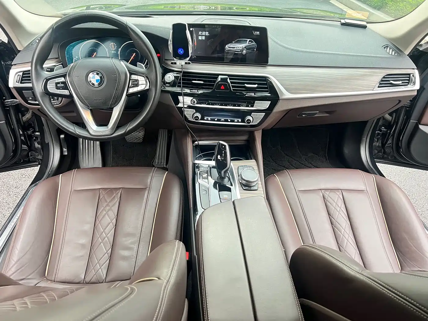 Фото 12 - BMW 5 Series