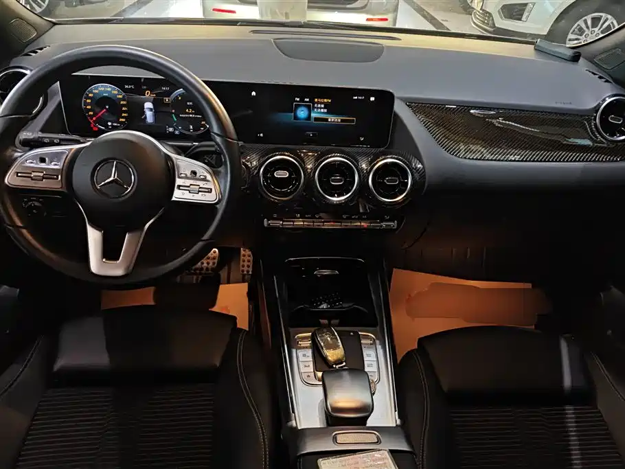 Mercedes-Benz B-Class 2020 B 200 Sport Edition фото 12