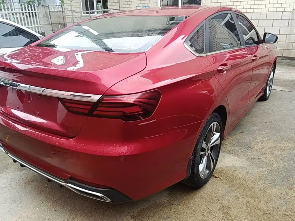 Фото 8 - Geely Binrui