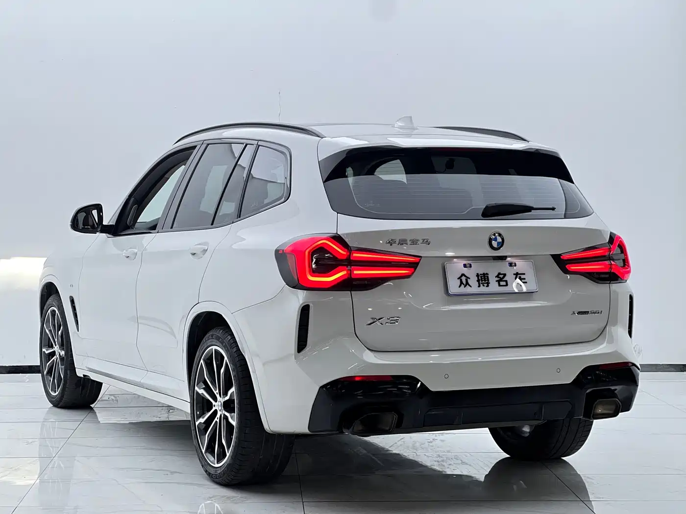 BMW X3 2022 xDrive30i Leading M Night Package фото 3
