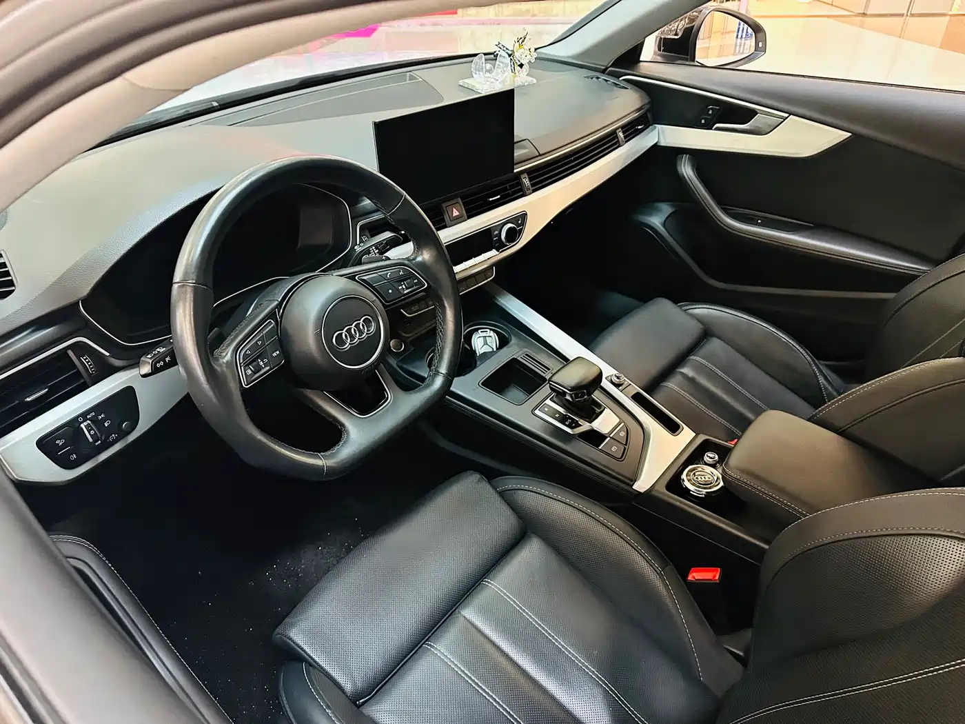 Audi A4L 2022 40 TFSI Luxury Dynamic фото 8