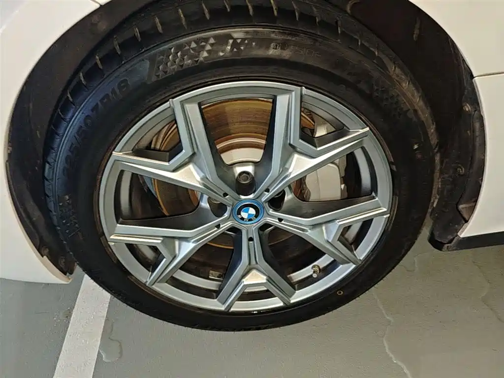 BMW i3 2022 eDrive 35 L фото 23