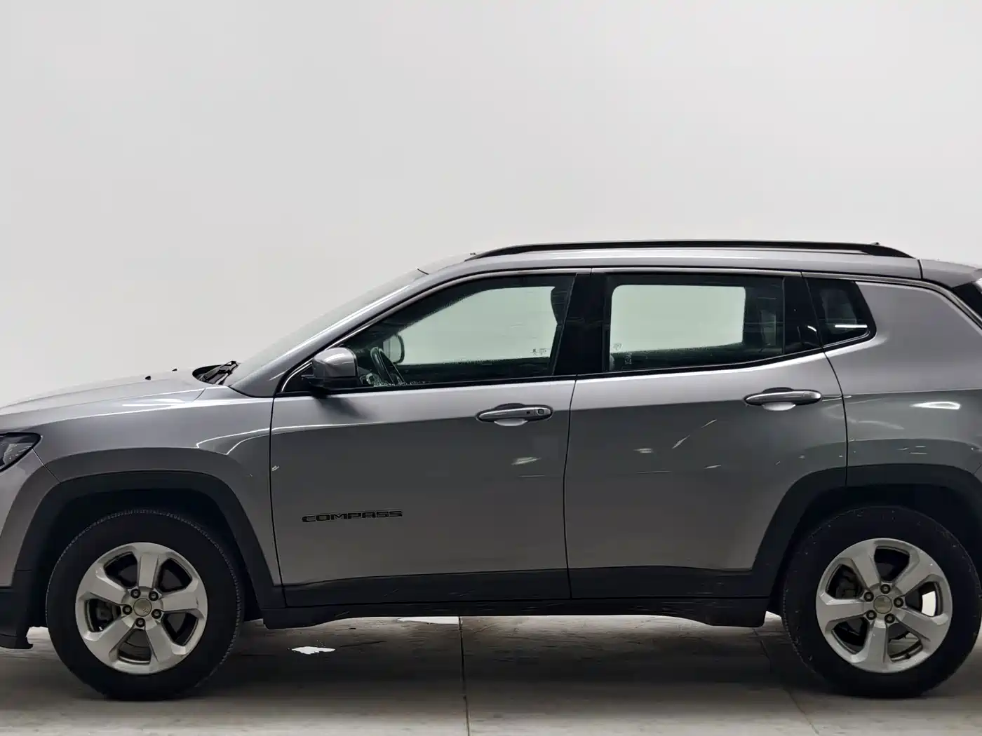 Фото 7 - Jeep Compass