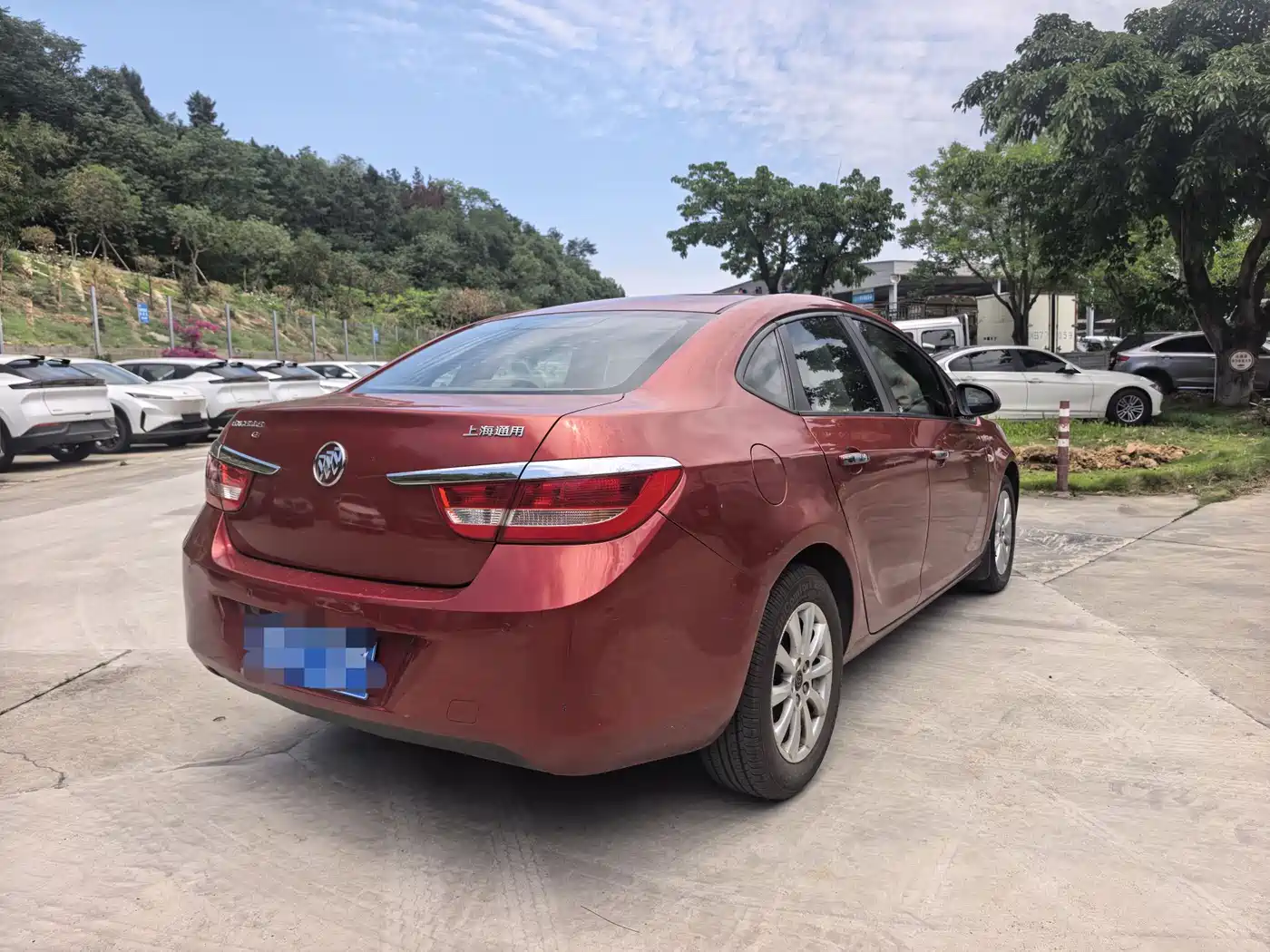 Buick Excelle 2012 GT 1.6L Manual Comfort фото 5