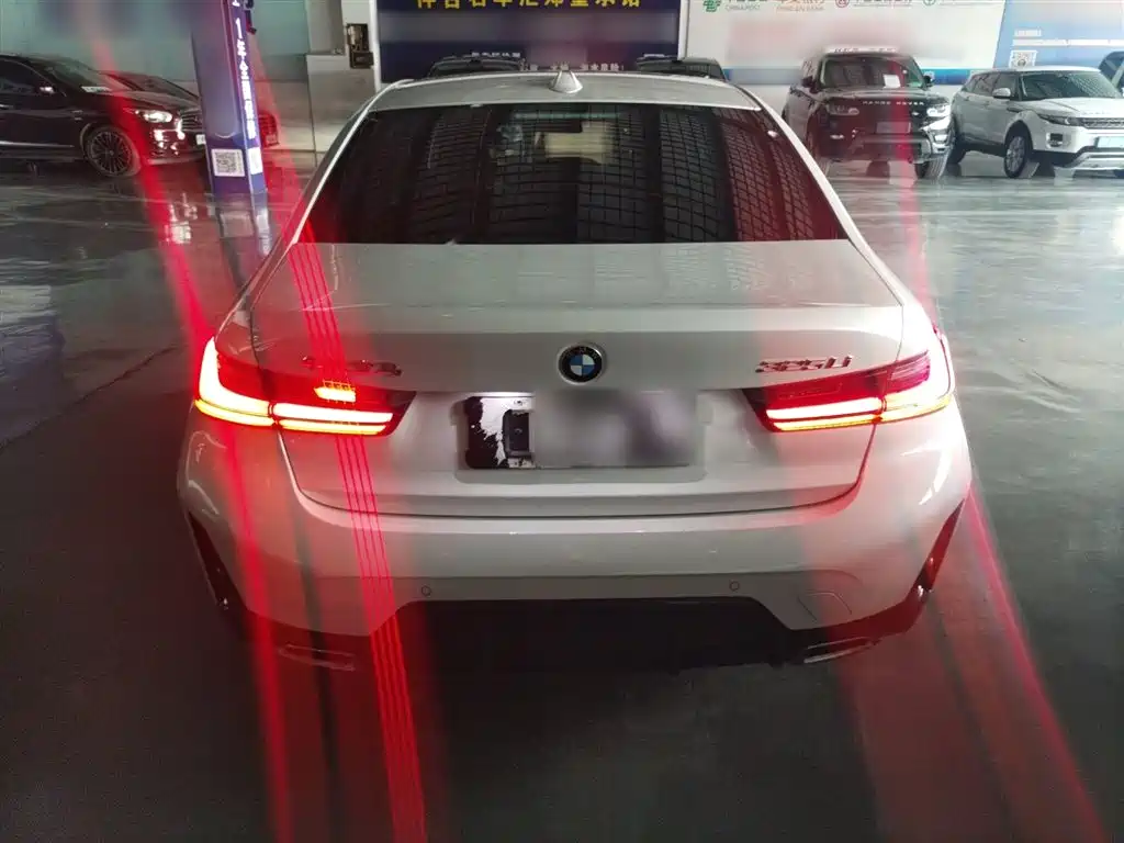 BMW 3 Series 2024 325Li M Sport Package фото 6