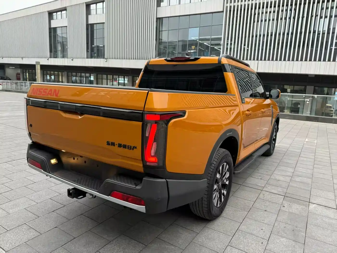 DONGFENG ZHENGZHOU NISSAN Z9