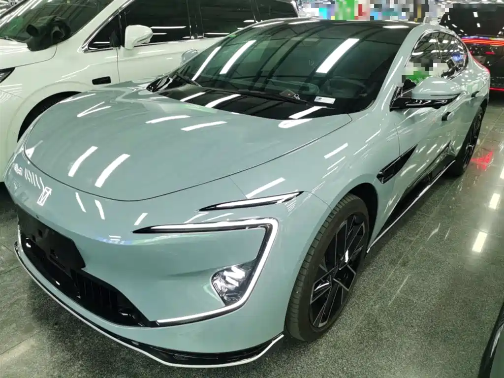 Avatr 12 2024 650 Triple Laser AWD Performance Edition