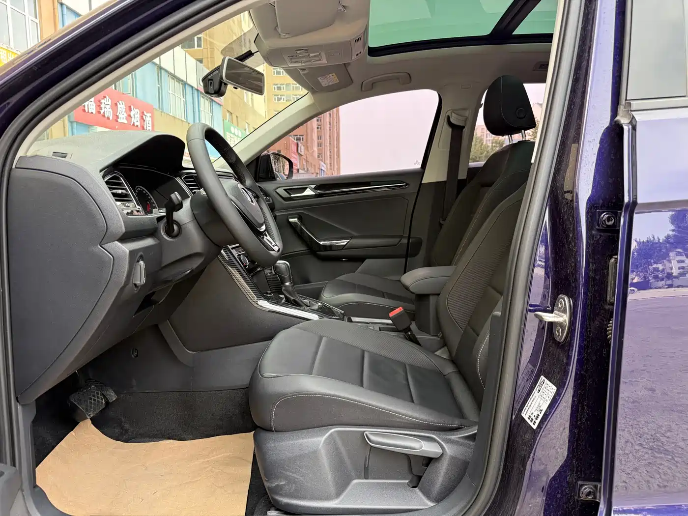 Volkswagen T-ROC 2018 280TSI DSG 2WD Comfort (China V) фото 7