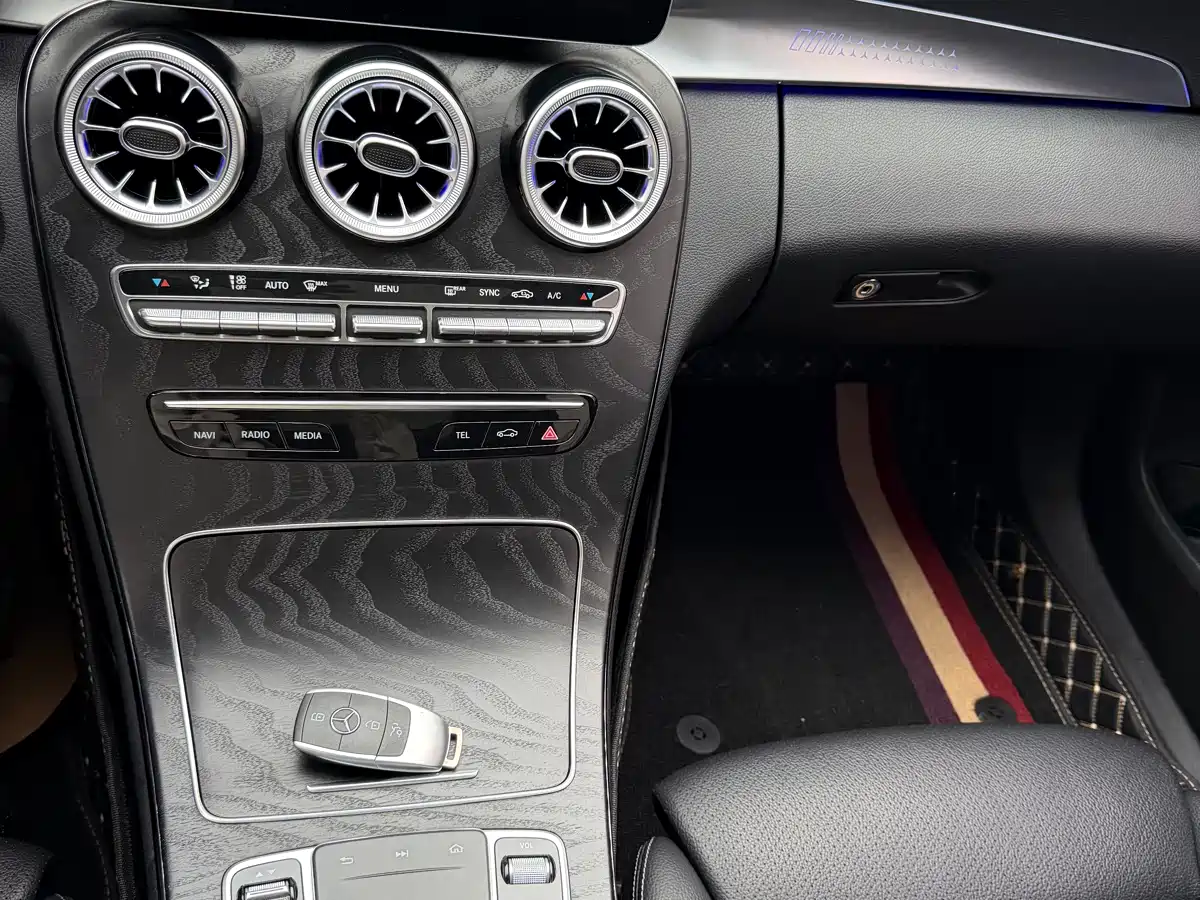 Mercedes-Benz C-Class 2019 C 260 L Sport фото 10