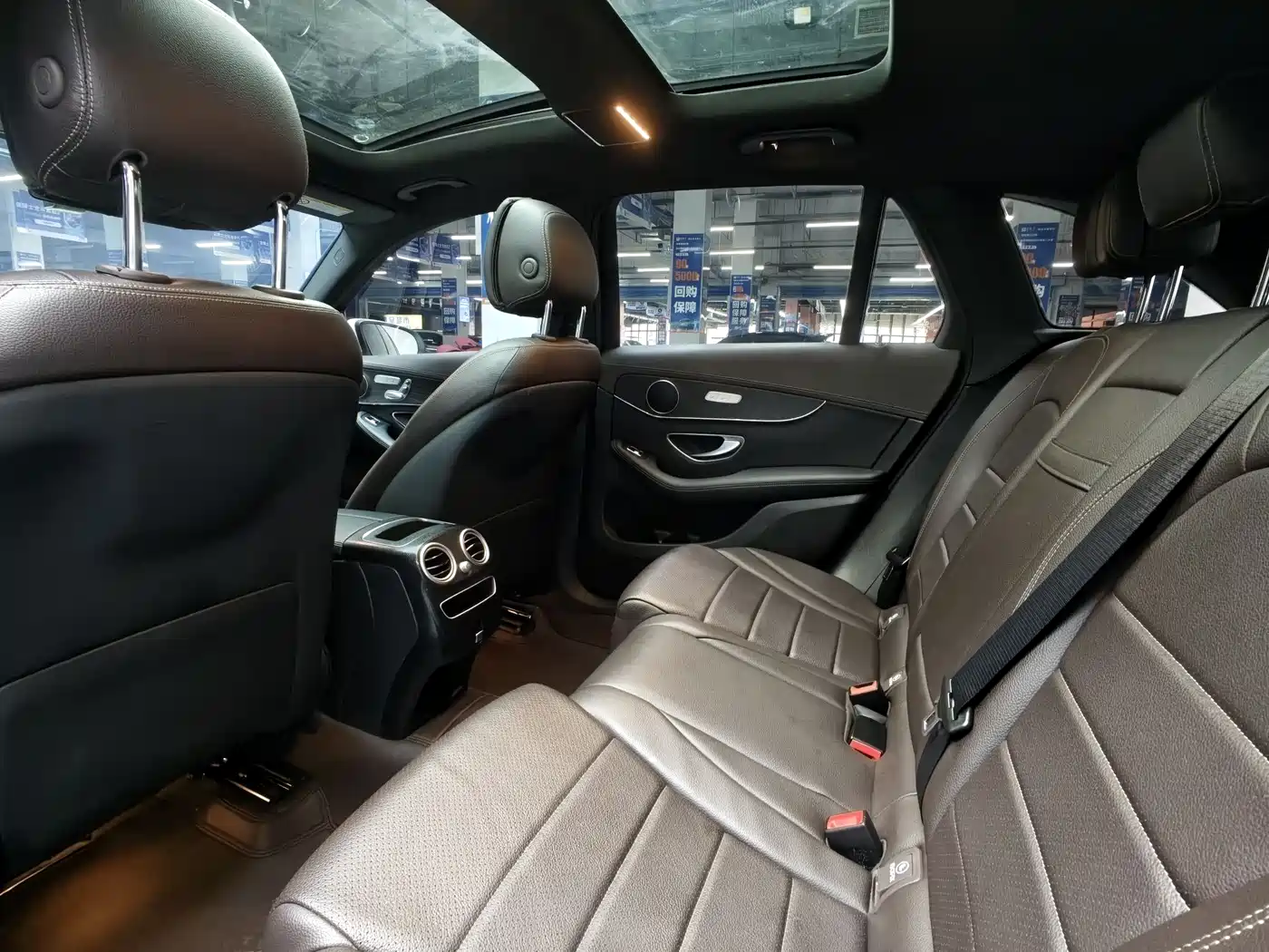 Mercedes-Benz GLC 2022 Model GLC 260 L 4MATIC Dynamic Edition фото 6