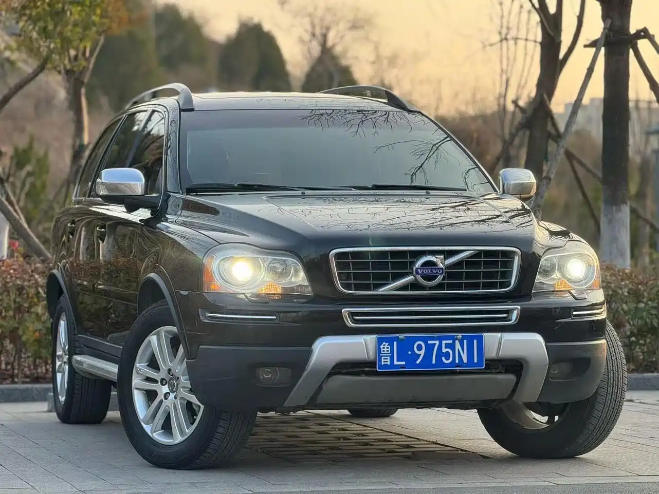 Photo 3 - Volvo XC90