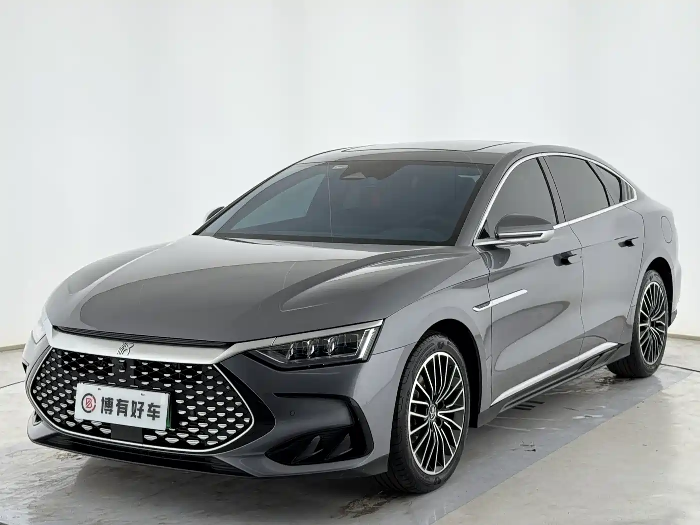 BYD Han 2023 DM-i Champion Edition 121KM Honor