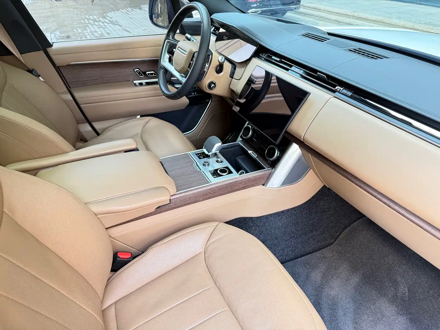 LAND ROVER RANGE ROVER