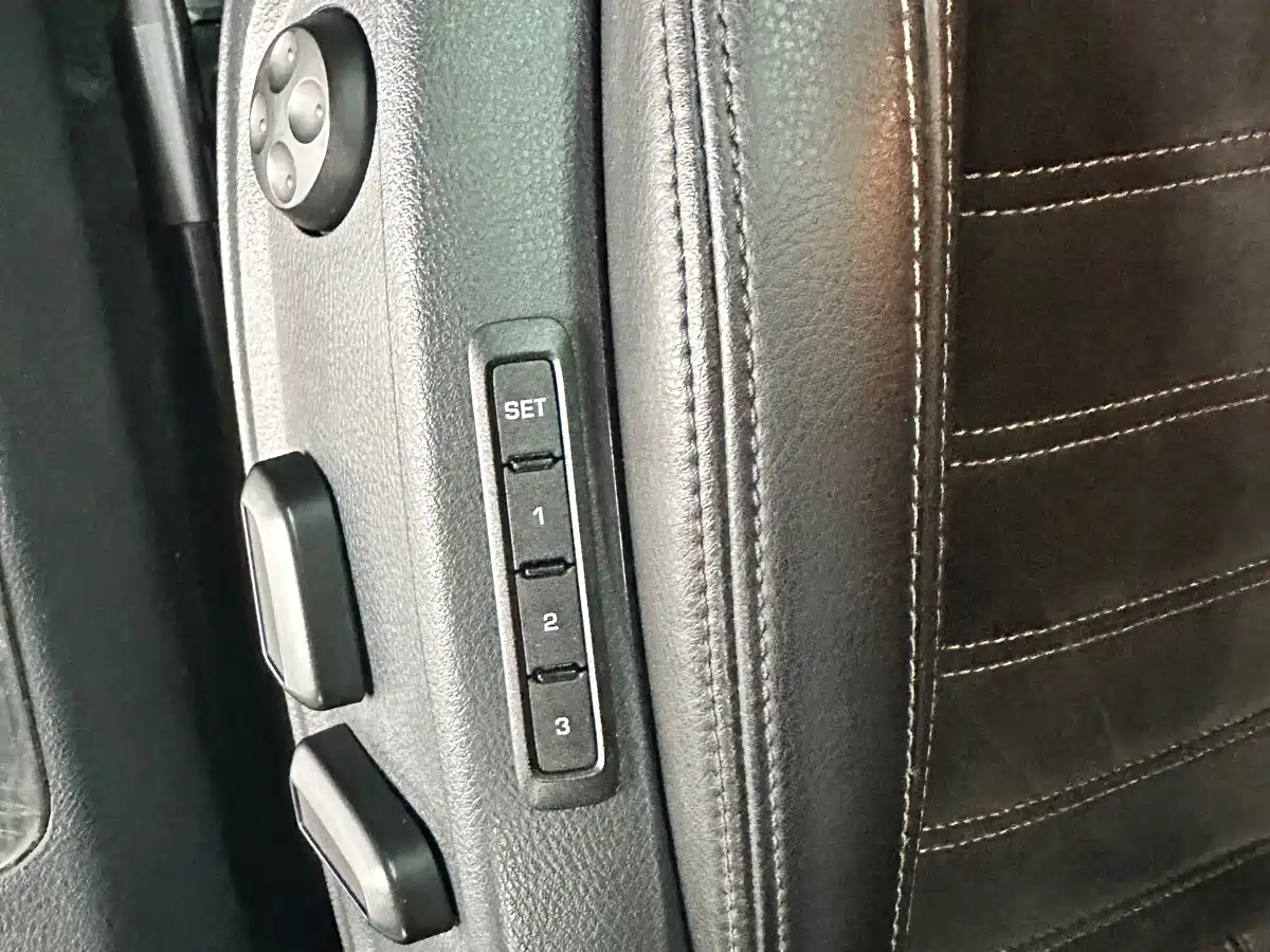 Volkswagen FAW-Volkswagen CC 2016 Model 2.0TSI Luxury фото 19